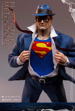 Charger l'image dans la galerie, MUFF TOYS 1/12 Scale Protector Of Metropolis 6 Inch Superman Clark Kent Figure