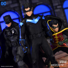 Load image into Gallery viewer, DC Comics One:12 Collective Nightwing BY MEZCO TOYZ - BRAND DC COMICS
