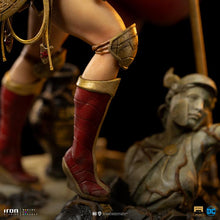 Load image into Gallery viewer, DC Comics Wonder Woman Unleashed 1/10 Deluxe Art Scale Limited Edition Statue BY IRON STUDIOS - BRAND DC COMICS
