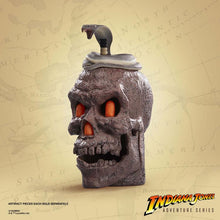 Charger l'image dans la galerie, Indiana Jones Adventure Series Short Round (Skull Idol BAA) PAR HASBRO - MARQUE INDIANA JONES