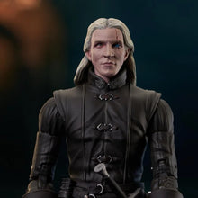 Charger l'image dans la galerie, Figurine d'action de luxe Aemond Targaryen de la Maison du Dragon PAR DIAMOND SELECT TOYS, GENTLE GIANT - MARQUE GAME OF THRONES