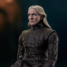 Charger l'image dans la galerie, Figurine d'action de luxe Aemond Targaryen de la Maison du Dragon PAR DIAMOND SELECT TOYS, GENTLE GIANT - MARQUE GAME OF THRONES