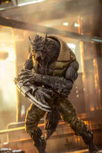 Load image into Gallery viewer, Monster Force Kiloworg Night Hunter (Deluxe) 1/12 Scale Action Figure Maestro Union