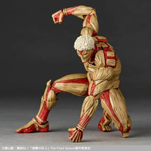 画像をギャラリービューアに読み込む, Attack on Titan Amazing Yamaguchi Revoltech NR069 Armored Titan (Reiner Braun) Action Figure BY KAIYODO - BRAND ATTACK ON TITAN