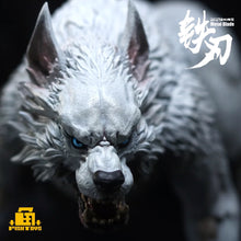 Load image into Gallery viewer, White Iron Wolf (Blood Ver.) 1/12 Scale Figure BY FISH TOYS (D20STUDIO)