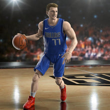 Charger l'image dans la galerie, Composition de départ NBA Série 1 Luka Doncic (Dallas Mavericks) PAR HASBRO - MARQUES NBA, DALLAS MAVERICKS