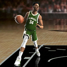 Charger l'image dans la galerie, Composition de départ NBA Série 1 Giannis Antetokounmpo (Milwaukee Bucks) PAR HASBRO - MARQUES NBA, MILWAUKEE BUCKS