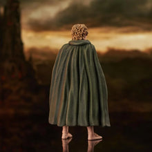 Load image into Gallery viewer, The Lord of the Rings Samwise Gamgee Deluxe Action Figure BY DIAMOND SELECT TOYS - BRAND THE LORD OF THE RINGS & THE HOBBIT