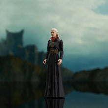 Charger l'image dans la galerie, Figurine d'action de luxe Rhaenyra Targaryen de la Maison du Dragon PAR DIAMOND SELECT TOYS, GENTLE GIANT - MARQUE GAME OF THRONES