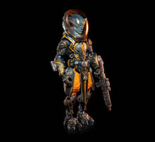 Load image into Gallery viewer, Cosmic Legions Hvalkatar: Book One Olek Thygar (Hvalkatar) Deluxe Figure BY FOUR HORSEMEN - BRAND COSMIC LEGIONS