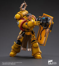Load image into Gallery viewer, Warhammer 40K Imperial Fists Veteran Brother Thracius 1/18 Scale Figure