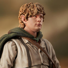 Load image into Gallery viewer, The Lord of the Rings Samwise Gamgee Deluxe Action Figure BY DIAMOND SELECT TOYS - BRAND THE LORD OF THE RINGS & THE HOBBIT