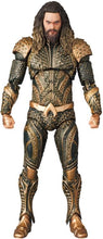 Load image into Gallery viewer, Zack Snyder's Justice League MAFEX No.209 Aquaman BY MEDICOM TOY - BRAND DC COMICS