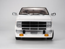 Load image into Gallery viewer, Ramen Economical Vans REV01 White 1/12 Scale Vehicle BY RAMEN TOY
