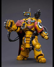 Load image into Gallery viewer, Warhammer 40K Imperial Fists Third Captain Tor Garadon Heavy arbitrator 1/18 Scale Action Figure BY JOYTOY - BRAND WARHAMMER