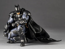 画像をギャラリービューアに読み込む, Batman: Arkham Knight Amazing Yamaguchi Revoltech NR038 Batman Action Figure BY KAIYODO - BRAND DC COMICS