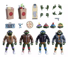 Charger l&#39;image dans la galerie, (Pré-commande) NECA Teenage Mutant Ninja Turtles Punk Disguise Turtles Set de 4 figurines
