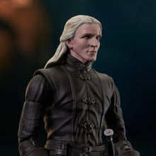 Load image into Gallery viewer, House of the Dragon Aemond Targaryen Deluxe Action Figure BY DIAMOND SELECT TOYS , GENTLE GIANT - BRAND GAME OF THRONES
