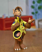 Load image into Gallery viewer, ALF Toony Classics Gordon Shumway with Saxophone BY NECA - BRAND ALF
