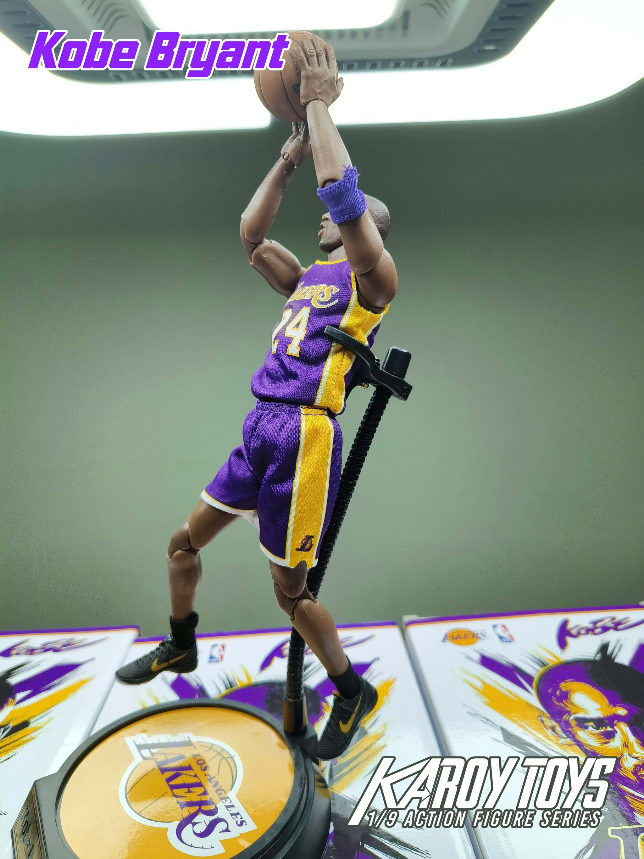 Kobe Bryant Lakers フィギュア 約30cm NEW Basketball Star Lakers Kobe Bryant Victory Shouting PVC