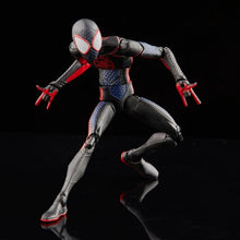 Charger l&#39;image dans la galerie, Spider-Man : Across the Spider-Verse Marvel Legends Miles Morales PAR HASBRO - MARQUE MARVEL 
