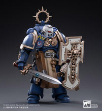 Load image into Gallery viewer, Warhammer 40K Ultramarines Bladeguard Veterans 03 1/18 Scale Figure
