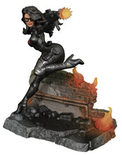 Load image into Gallery viewer, G.I. Joe Gallery The Baroness Figure Diorama
