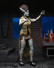 Charger l&#39;image dans la galerie, Universal Monsters x Teenage Mutant Ninja Turtles Ultimate April O&#39;Neil dans le rôle de la fiancée de Frankenstein PAR NECA - MARQUES TEENAGE MUTANT NINJA TURTLES, UNIVERSAL MONSTERS 
