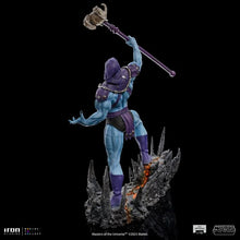 Charger l&#39;image dans la galerie, Série Diorama de combat des Maîtres de l&#39;Univers Skeletor 1/10 Art Scale Limited Edition Statue PAR IRON STUDIOS - MARQUE MASTERS OF THE UNIVERSE 
