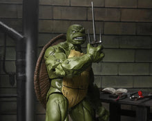 Charger l&#39;image dans la galerie, Figurine articulée The Last Ronin (Battle Damaged) des Tortues Ninja Teenage Mutant Ninja Turtles : Le Dernier Ronin PAR NECA - MARQUES TEENAGE MUTANT NINJA TURTLES, NICKELODEON 
