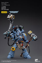 Charger l&#39;image dans la galerie, Figurine Warhammer 40K Space Wolves Iron Priest Jorin Fellhammer à l&#39;échelle 1/18 PAR JOYTOY - MARQUE WARHAMMER 
