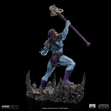 Charger l&#39;image dans la galerie, Série Diorama de combat des Maîtres de l&#39;Univers Skeletor 1/10 Art Scale Limited Edition Statue PAR IRON STUDIOS - MARQUE MASTERS OF THE UNIVERSE 
