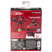 Charger l&#39;image dans la galerie, Transformers Studio Series Gamer Edition 05 Deluxe Cliffjumper PAR TAKARA TOMY , HASBRO - MARQUE TRANSFORMERS 
