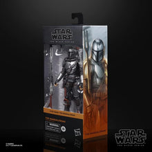 Charger l&#39;image dans la galerie, Star Wars : La Série Noire 6&quot; Le Mandalorien (Armure Beskar) PAR HASBRO - MARQUE STAR WARS 
