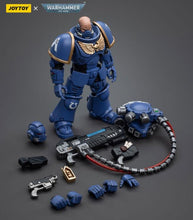 Load image into Gallery viewer, Warhammer 40K Ultramarines Hellblasters 1/18 Scale 3 Figures Set BY JOYTOY - BRAND WARHAMMER
