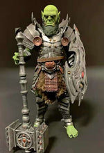 Charger l&#39;image dans la galerie, Figurine de 7 pouces du seigneur de guerre orc des Légions mythiques d&#39;Arethyr de Fourhorsemen Studio
